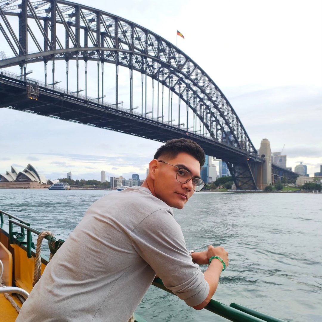 <em>Christian González</em>
